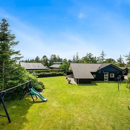 Fritzi - 1-7km From The Sea By Interhome Blåvand